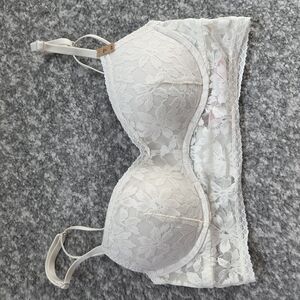 PINK Victoria's Secret White Lace Bra